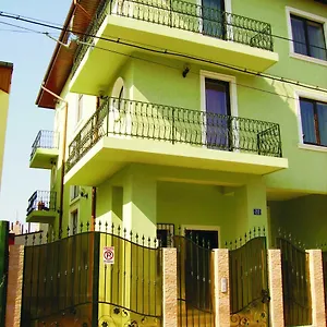 villa-edera-residence.bucharesthotelsnow.com/