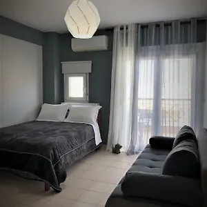  Apartament Konstantina's Studio Skg